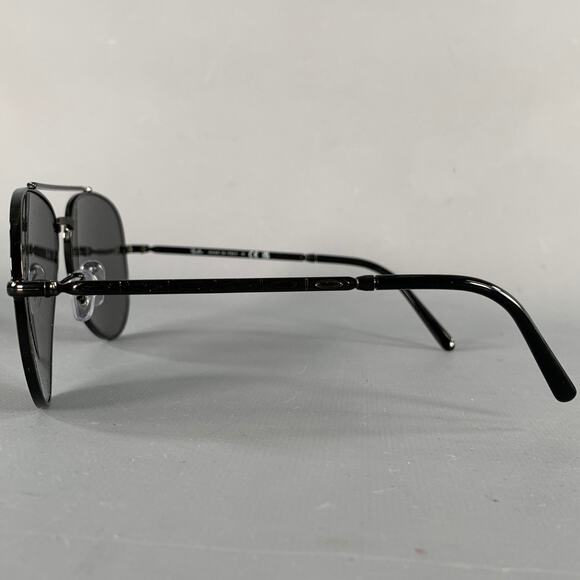 RAY-BAN New Aviator Black Metal Sunglasses - Picture 4 of 7